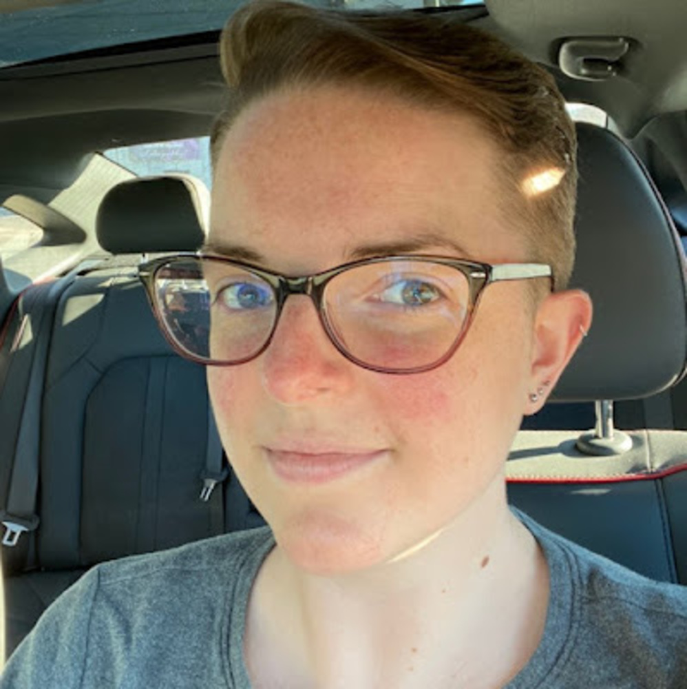 Meet your Posher, Christina
